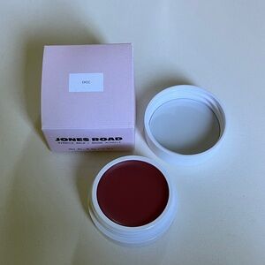 Jones Road Miracle Balm in Chic